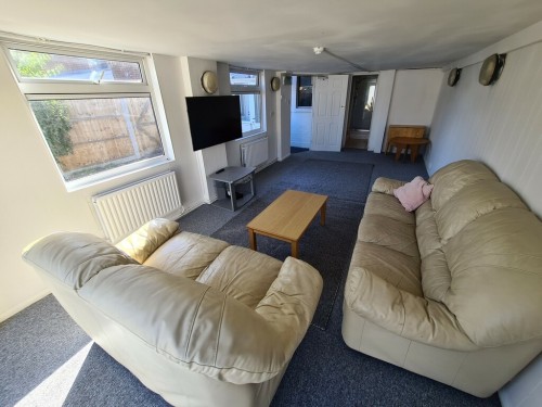 Arrange a viewing for 6 Bed Student House on Columbia Road