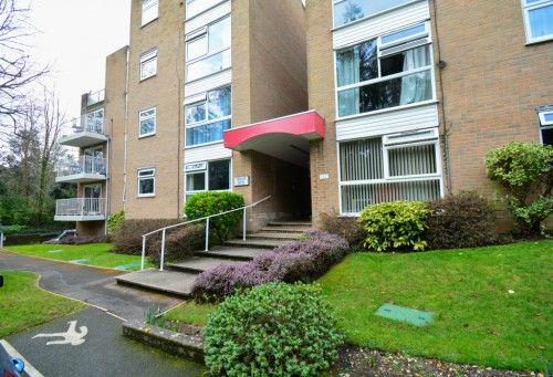 Arrange a viewing for 2 Bed First Floor Flat in Meyrick Park