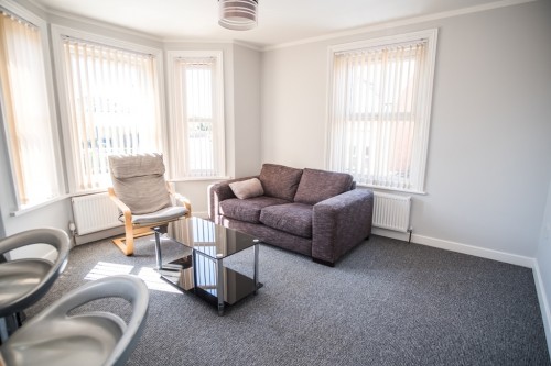Arrange a viewing for 2 Bed Student appartment on Kemp Road B