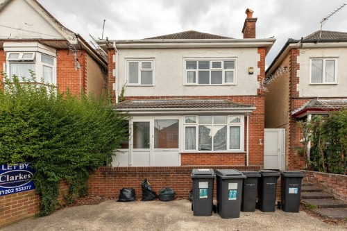 Arrange a viewing for Student flat on Heathwood Road