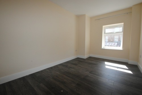 Arrange a viewing for Spacious 2 Bed property in Central Charminster