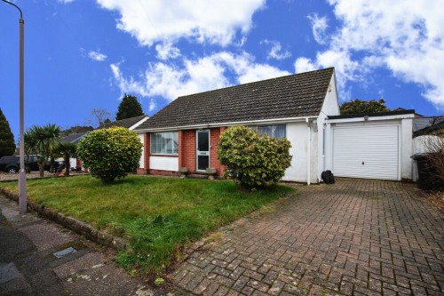 Arrange a viewing for Fernheath Close
