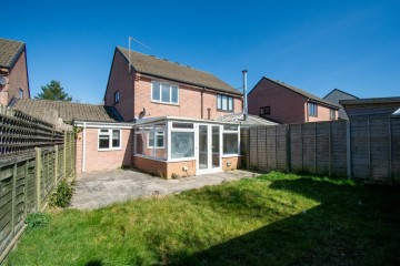 image of 26 Cucklington Gardens, Throop