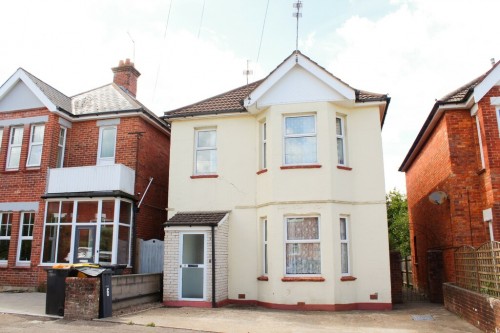 Arrange a viewing for FREDERICA RD Short Walk to UNI