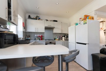 image of 14a Wycliffe Road, Winton