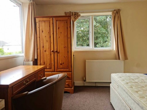 Arrange a viewing for 2 Double Bedroom First Floor Flat