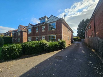image of Flat 4 129 Richmond Park Road, Charminster