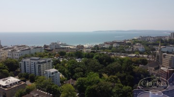 image of Flat 3 146 Old Christchurch Road, 