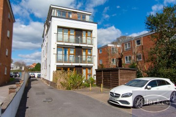 image of Flat 6 Park Towers, 112 Richmond Park Road, Queens Park