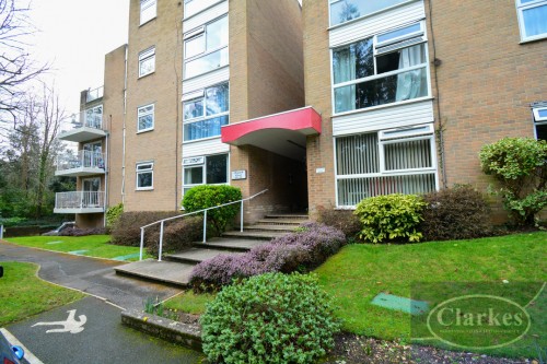 Arrange a viewing for 2 Bed First Floor Flat in Meyrick Park