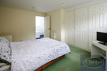 image of 2b Ensbury Park Road, 