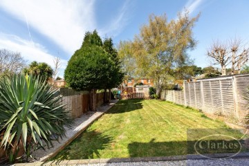 image of 32 Naseby Road, 