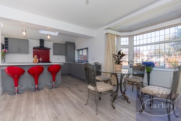 image of 125 West Way, 