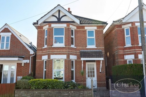 Arrange a viewing for STYLISH Detached House CASTLE RD WINTON