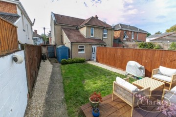 image of Flat 2 19 Maple Road, Winton