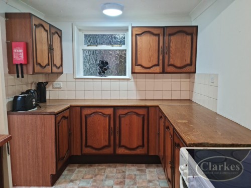 Arrange a viewing for Cranmer Road, Winton, Dorset